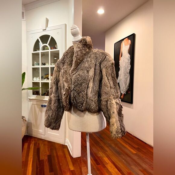 Luxurious  Fur Jacket in Gray - Picture 1 of 5